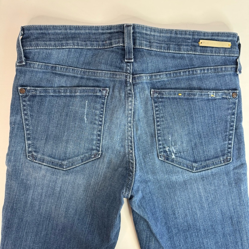 ANTHRO PILCRO Mid Rise Waist 28 Inches Size 27 Distressed Medium Wash Denim Jean - Picture 5 of 15